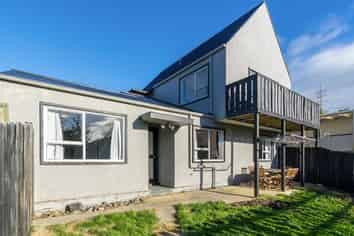 74 Centennial Ave, Helensburgh