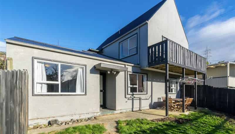 74 Centennial Ave, Helensburgh
