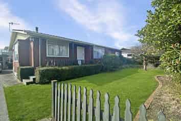 67 Sherwill Street East, Feilding