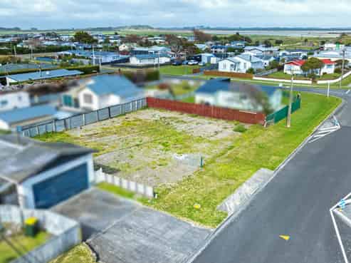 5 Queen Street, Foxton Beach