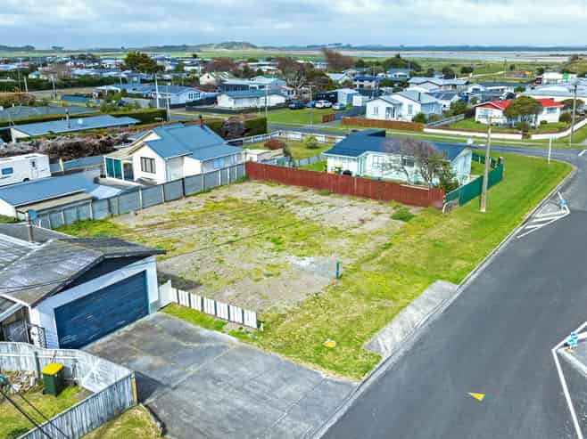 5 Queen Street, Foxton Beach