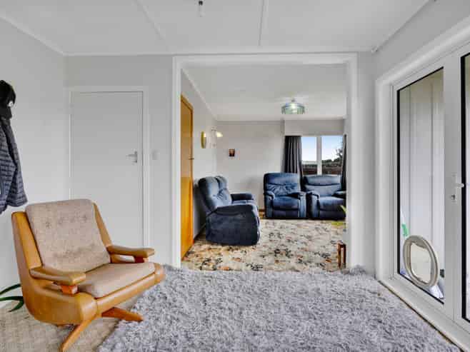 33 Whitcombe Road, Opunake