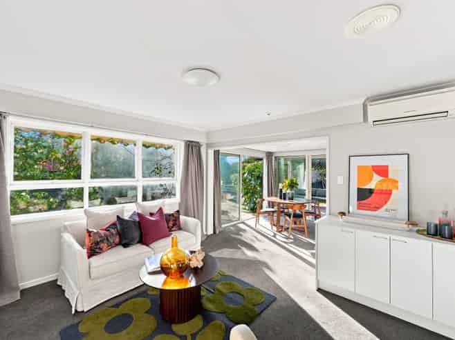 102 Paparoa Street, Papanui