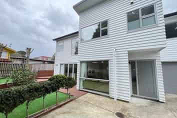 38 Windermere Crescent, Blockhouse Bay