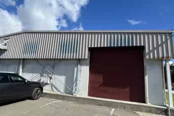 Versatile warehouse in Te Horo