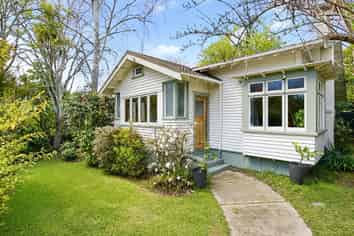 24 Myrtle Street, Hamilton East