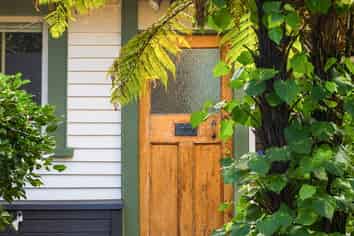 24 Myrtle Street, Hamilton East