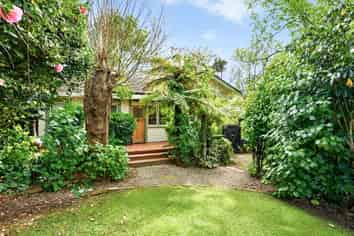 24 Myrtle Street, Hamilton East