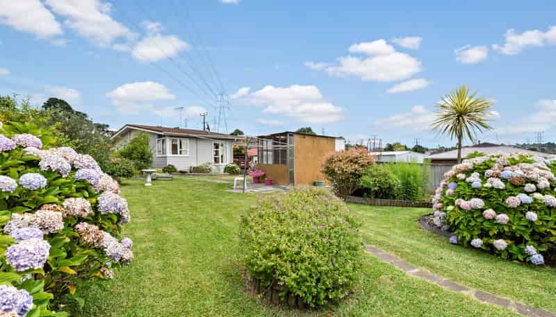 240 Triangle Road, Massey