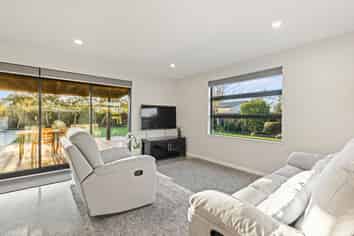 7 Dorothys Way, West Melton