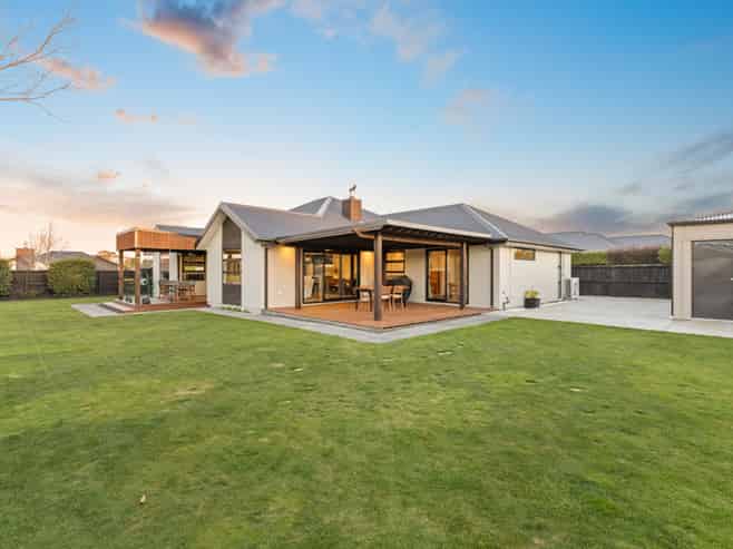 7 Dorothys Way, West Melton
