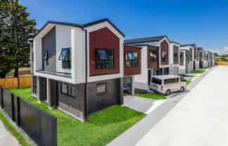 Lot 3/129 Maich Road, Manurewa