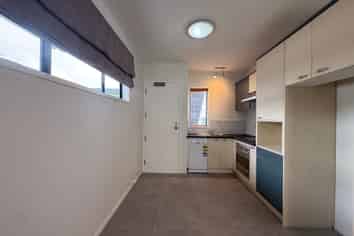 Auckland - Address withheld