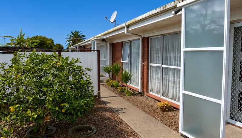 2/52 Hutton Street, Otahuhu