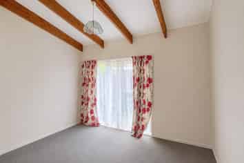 2/52 Hutton Street, Otahuhu