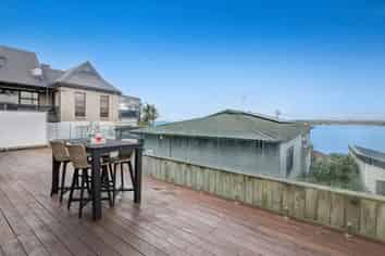 805 Whangaparaoa Road , Manly