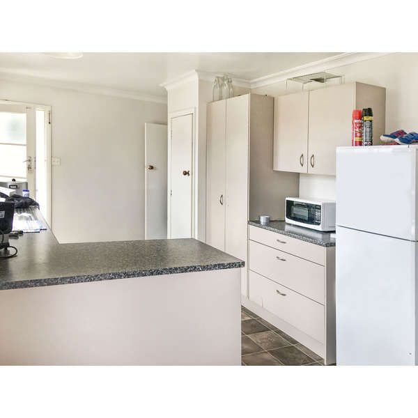 LEVIN - 3 BEDROOMS 2