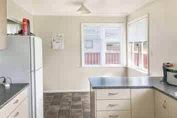 35 Green Avenue, Levin