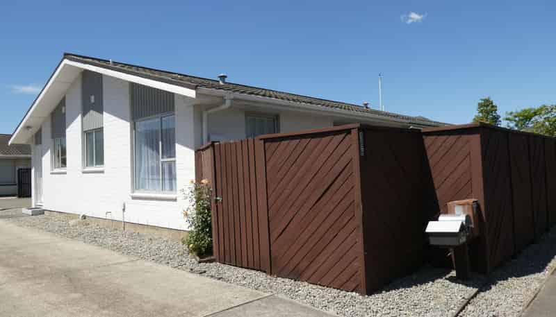 1/166 Yaldhurst Rd, Avonhead