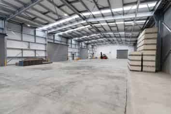BRAND NEW - PREMIUM INDUSTRIAL FACILITY
