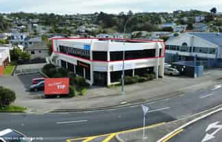 Quality suburban office with parking