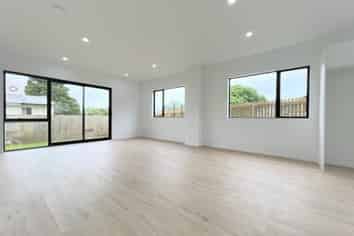 31 Elieen Newwey place, Henderson