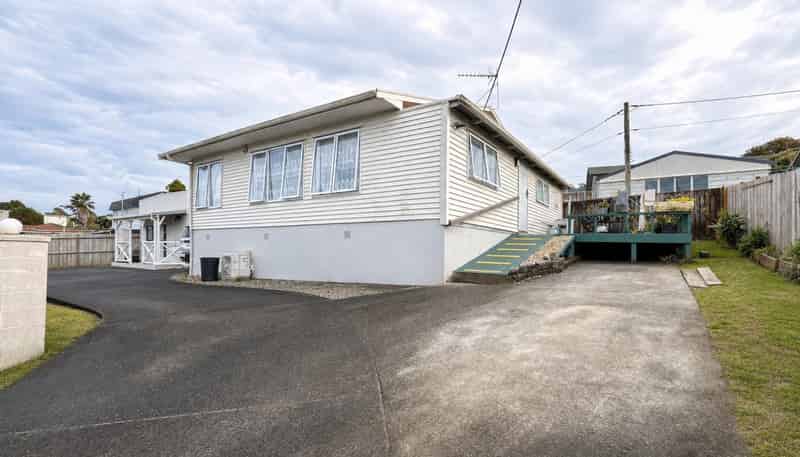 1/1 lambrown drive, Totara Vale