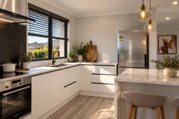 7 Rongoā Māori Way, Pukekohe