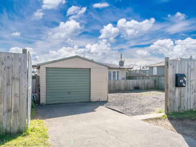 10 Elizabeth Street, Tauhara