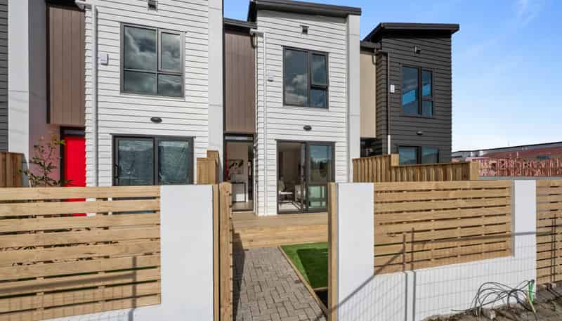 33/17-23 Von Sturmer, Mangere East