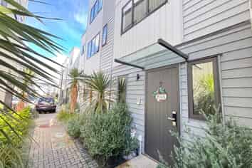 7/57 Kervil Avenue, Te Atatu Peninsula
