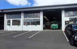Savills | Great Value Rosebank Warehouse