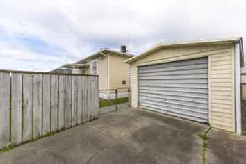 17A Carlisle Street, Milson