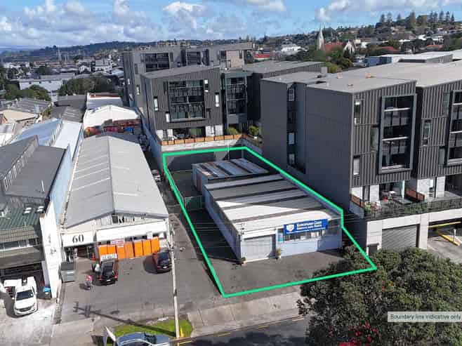 Standalone Warehouse & Secure Yard
