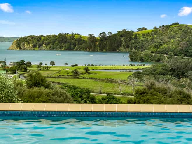 923 Takatu Road, Matakana