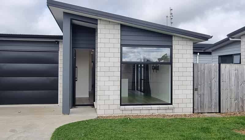 6A Madill Street, Tuakau