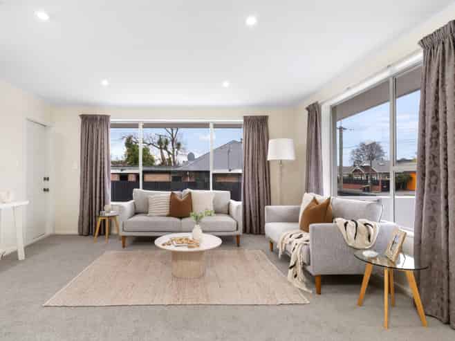 1/171 Hills Road, Edgeware