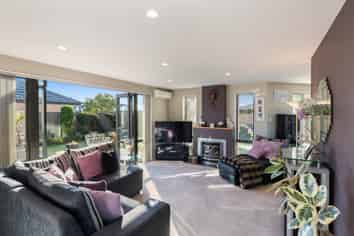 23 Cassinia Gardens, Aidanfield