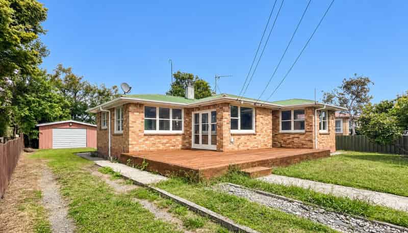 6 Resolute Way, Papakura