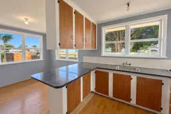6 Resolute Way, Papakura