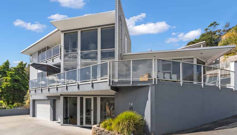 14 Dundas Road, Riverside