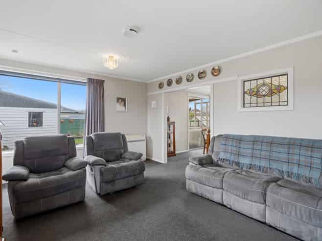 230 Tramway Road, Strathern