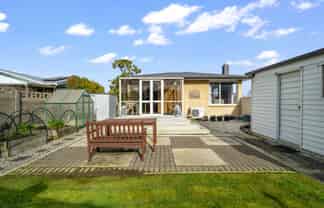 230 Tramway Road, Strathern