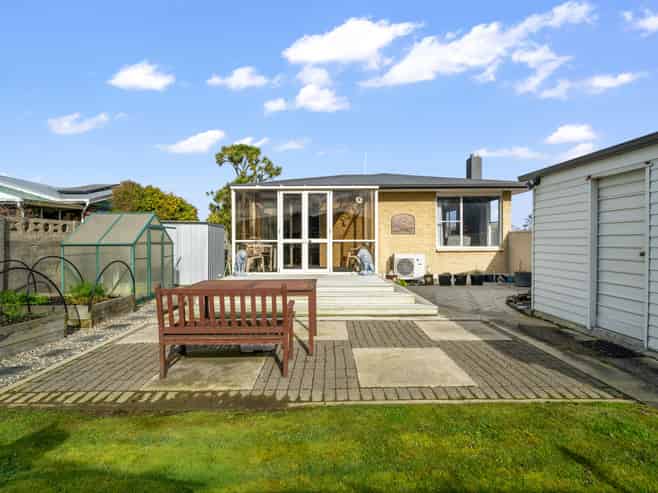230 Tramway Road, Strathern