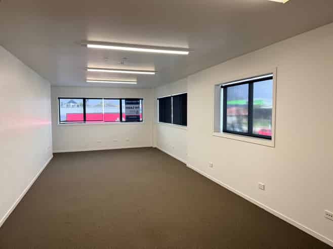 Office space right in Te Awamutu
