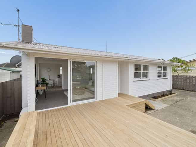 3 & 3a Angus Street, Otara