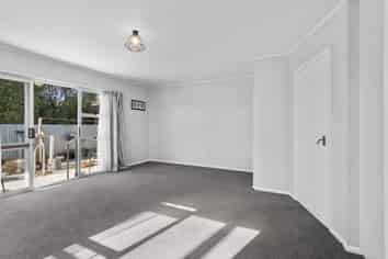 1/142 Chalmers Avenue, Hampstead