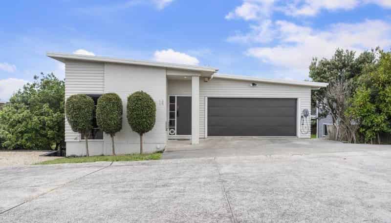 14 Gibbia Way, Beachlands