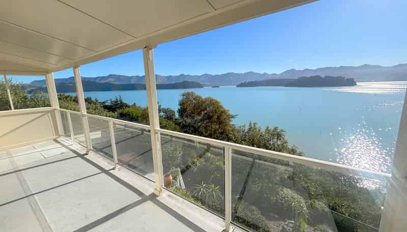 9 Bayview Road, Charteris Bay