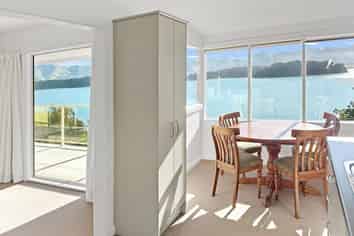 9 Bayview Road, Charteris Bay